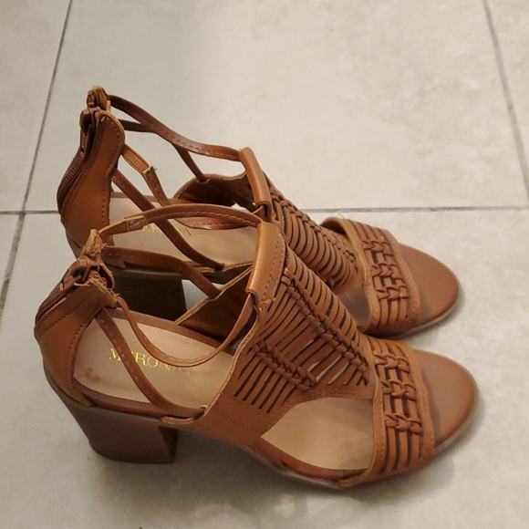 Merona heel - Picture 3 of 6